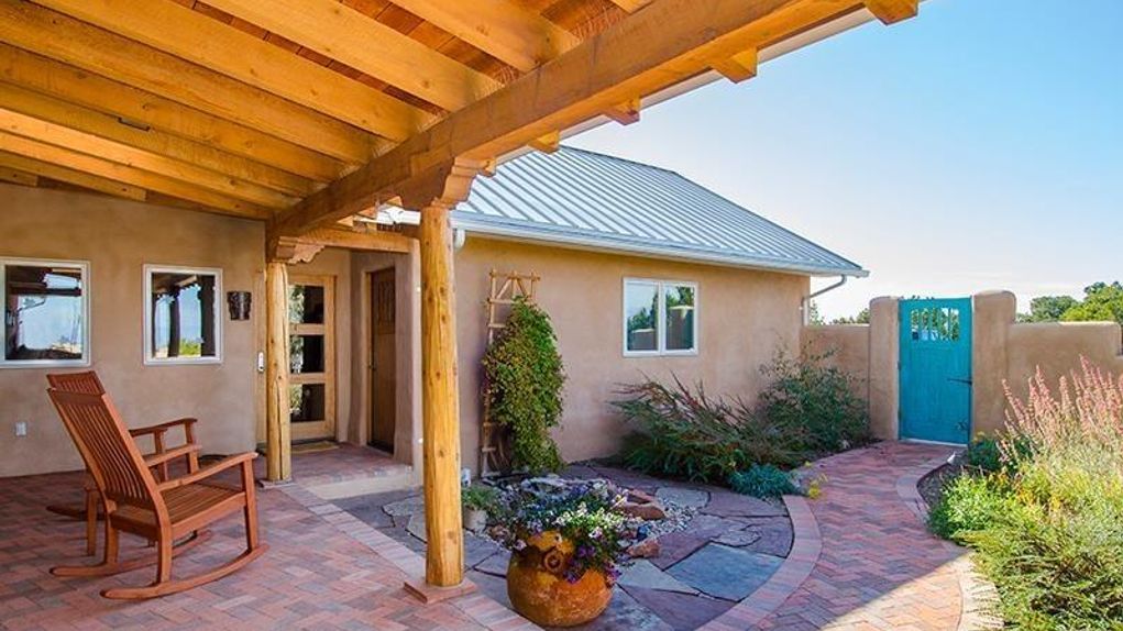 6.47 acres in Santa Fe County, New Mexico