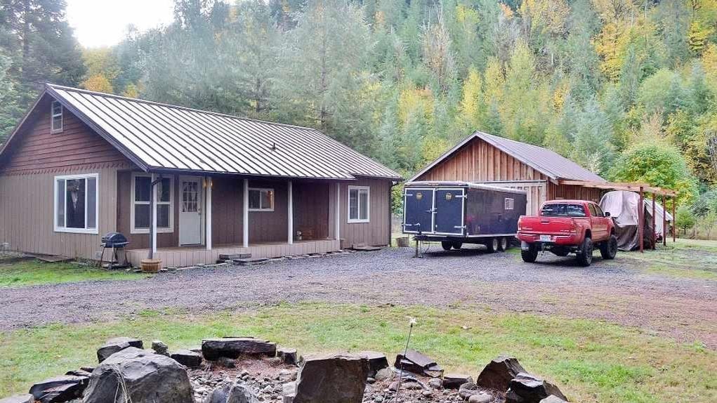 2.81 acres in Linn County, Oregon