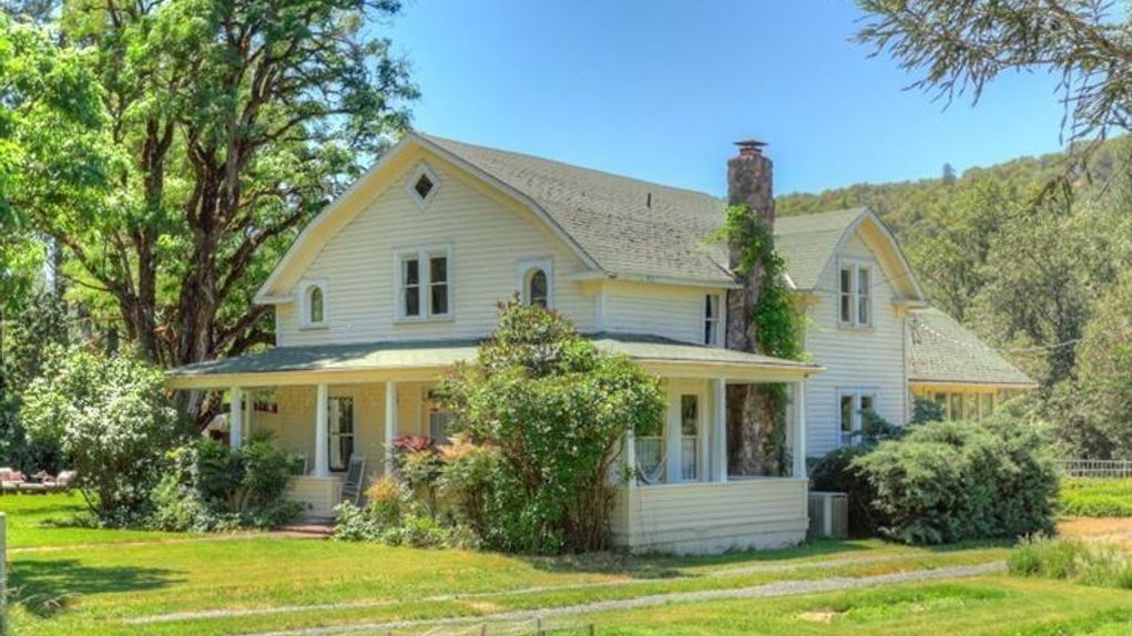 2.27 acres in Jackson County, Oregon