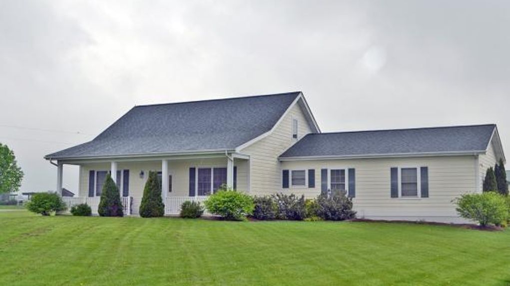 10 acres in Monroe County, Illinois