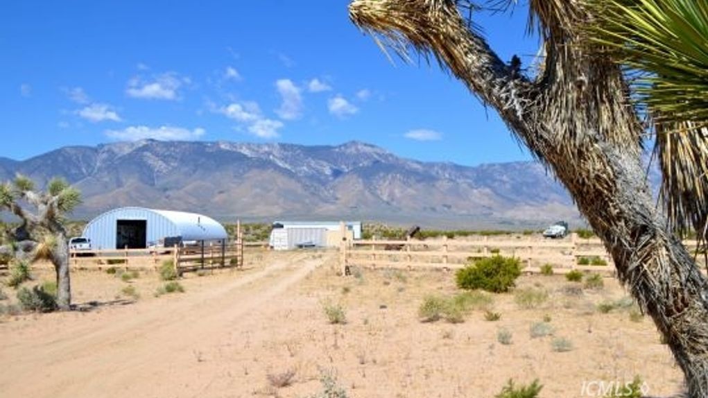 40 acres in Inyo County, California