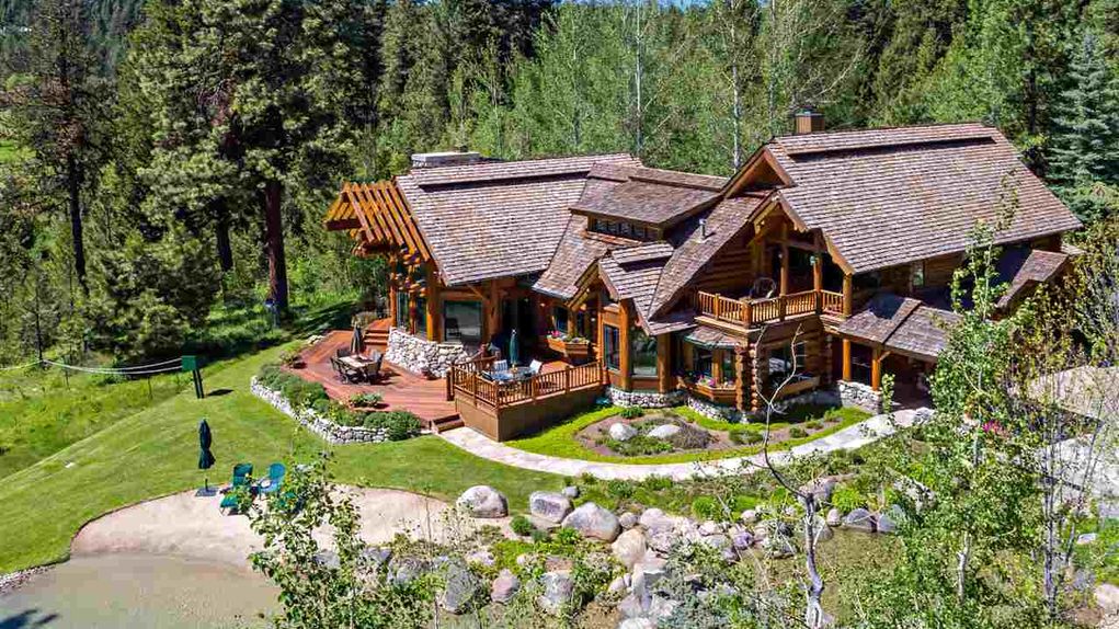 100.68 acres in Valley County, Idaho