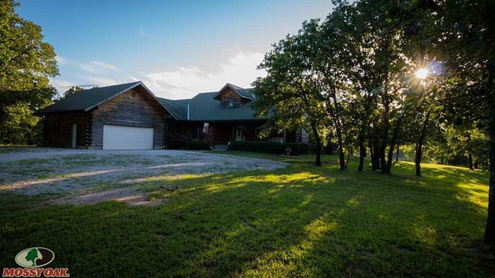 488 Acres With 3900 Sq. Ft. Home For Sale in Chautauqua County, KS