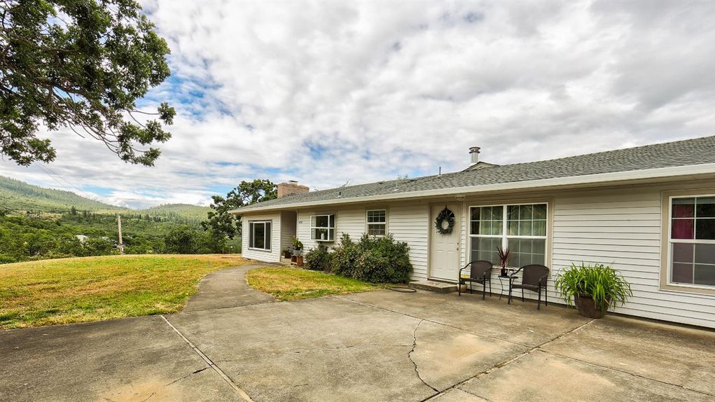 1.1 acres in Jackson County, Oregon