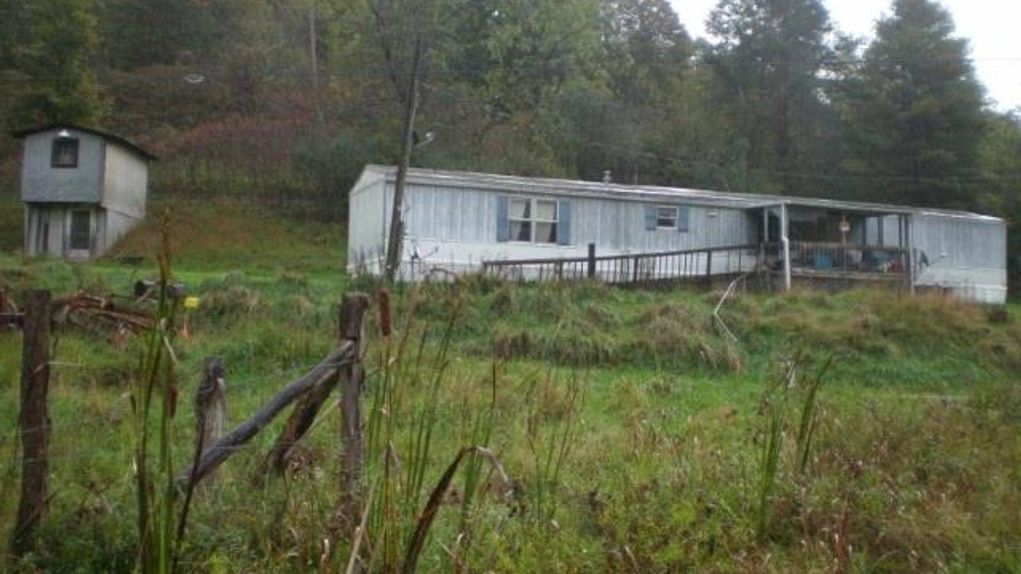 9.7 acres in Upshur County, West Virginia