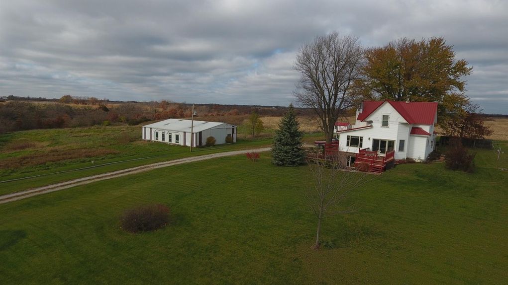 10 acres in Monroe County, Iowa