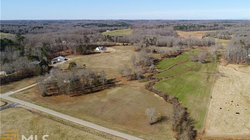 38.5 acres in Jackson County,