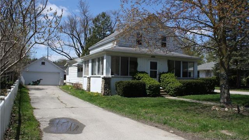 1.53 acres in County, Michigan