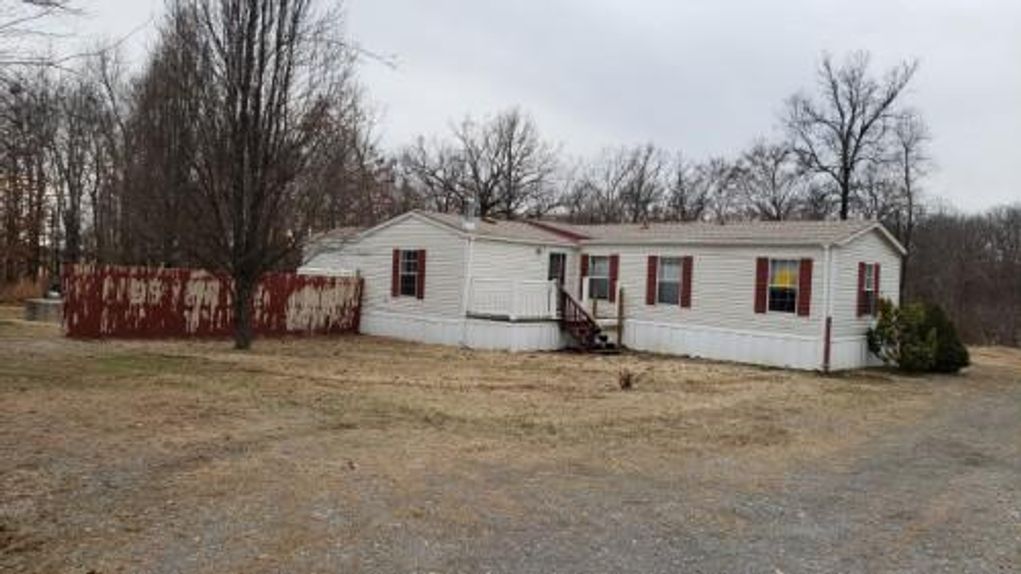 5 acres/ 7521 E 613 RD, PEGGS, OK 74452