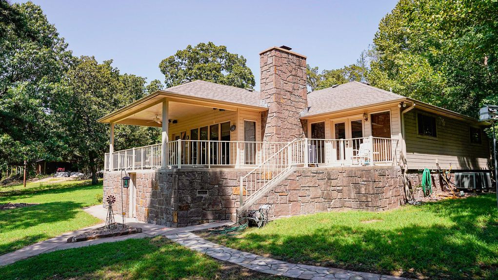 28+/ acres 2251 County Road Eucha, OK