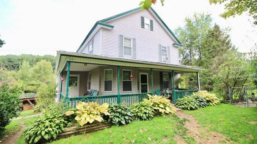 30 +/ Acres, Quaint Farmette