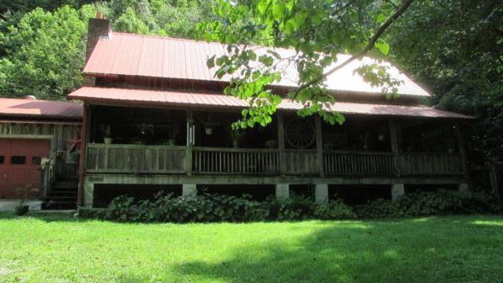 14 acres in Floyd County, Kentucky
