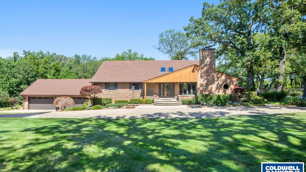 2.76 acres in Will County, Illinois