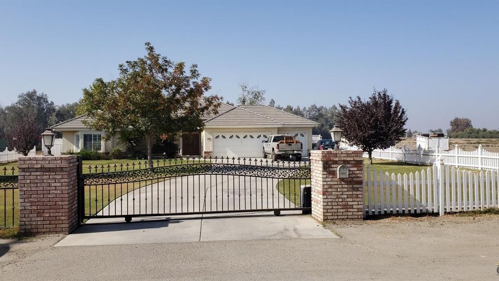 5.2 acres in Kern County, California