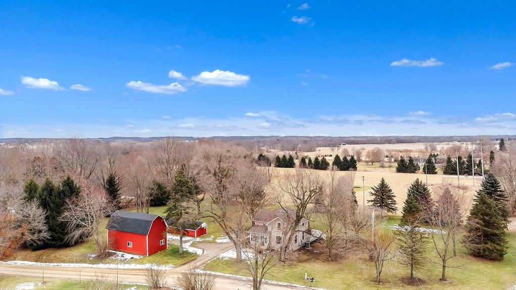 10.05 acres in Washtenaw County, Michigan