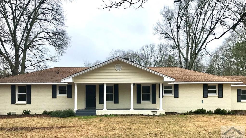 9.83 acres in Madison County,