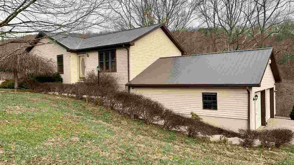 5.49 acres in Cabell County, West Virginia