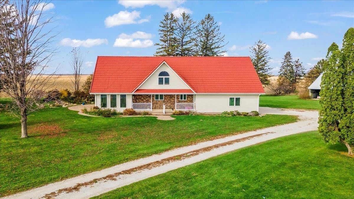 Sumner, Fayette County, IA House for sale Property ID 418170521