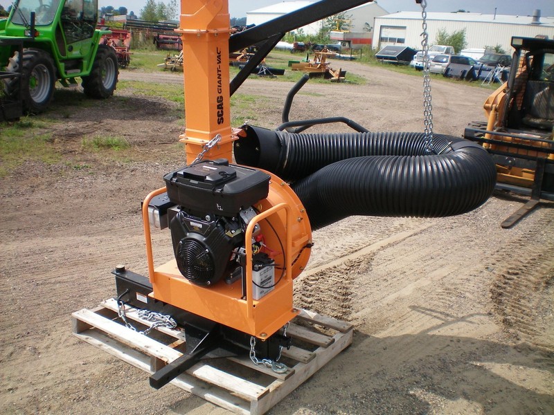 2014 Scag GiantVac TLH2018BV Lawn and Garden Reedsburg, WI