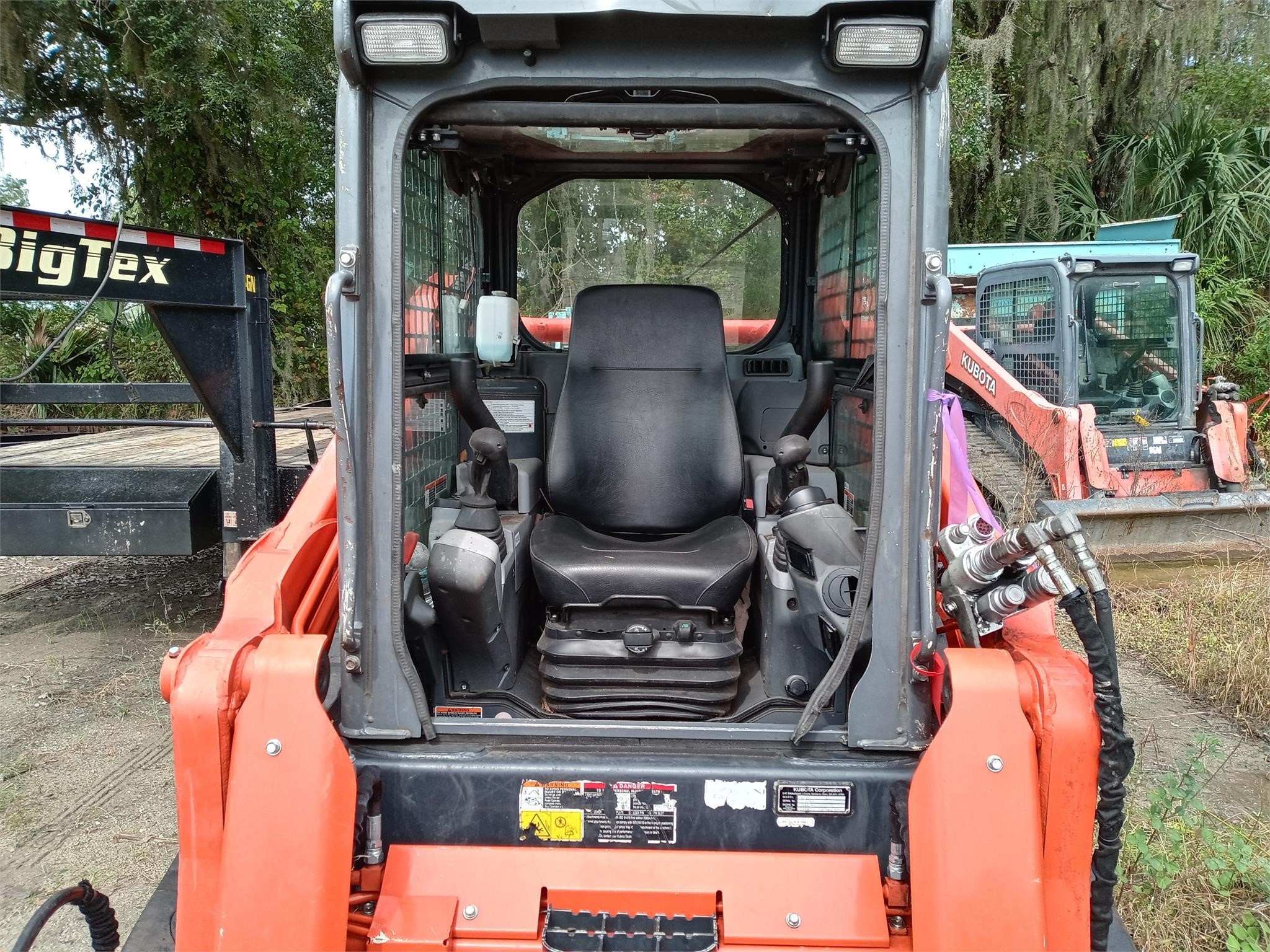 Kubota SVL75 Skid Steer 37,500 Machinery Pete