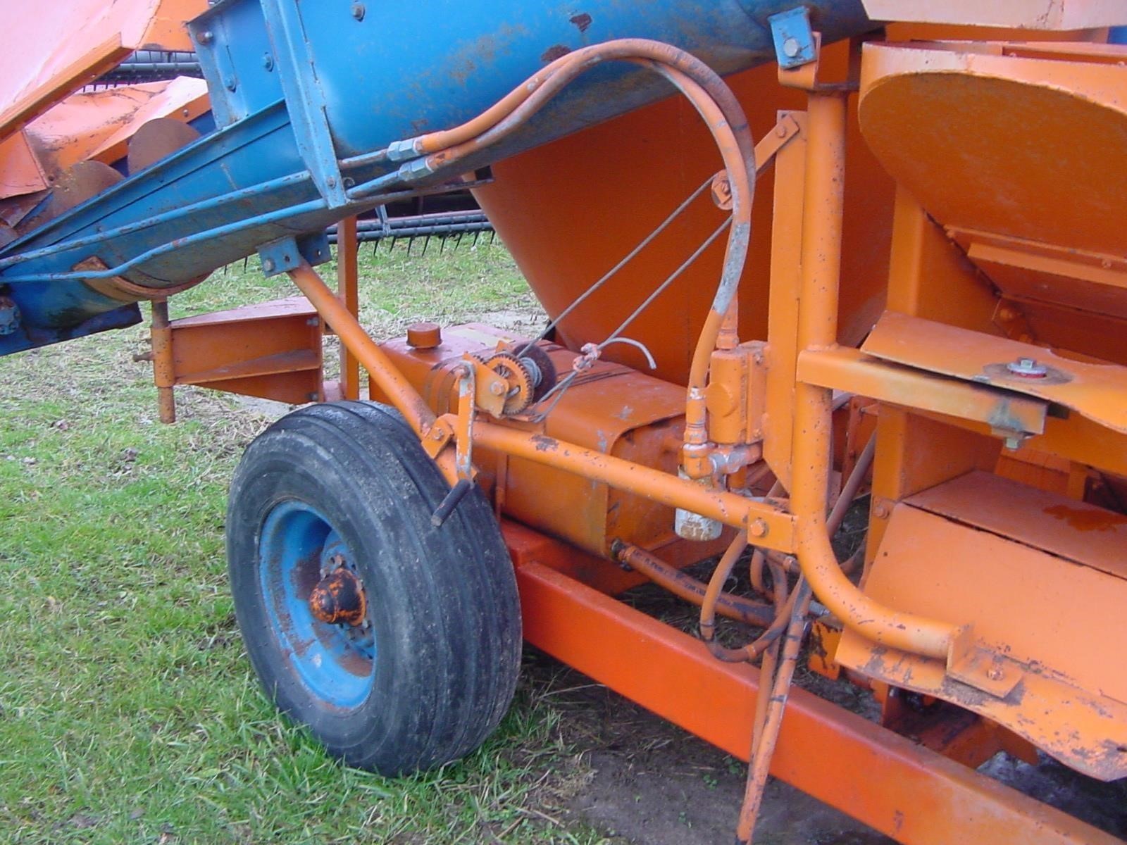 Bear Cat 101 Grinders and Mixer 5,900 Machinery Pete