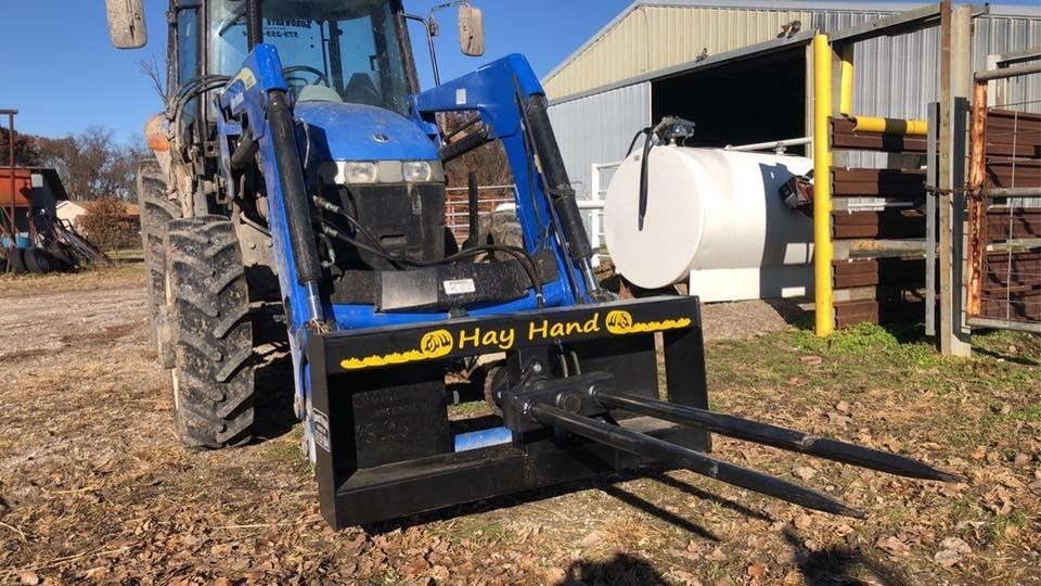 2019 ZUROWESTE WELDING HAY HAND Loader and Skid Steer Attachment