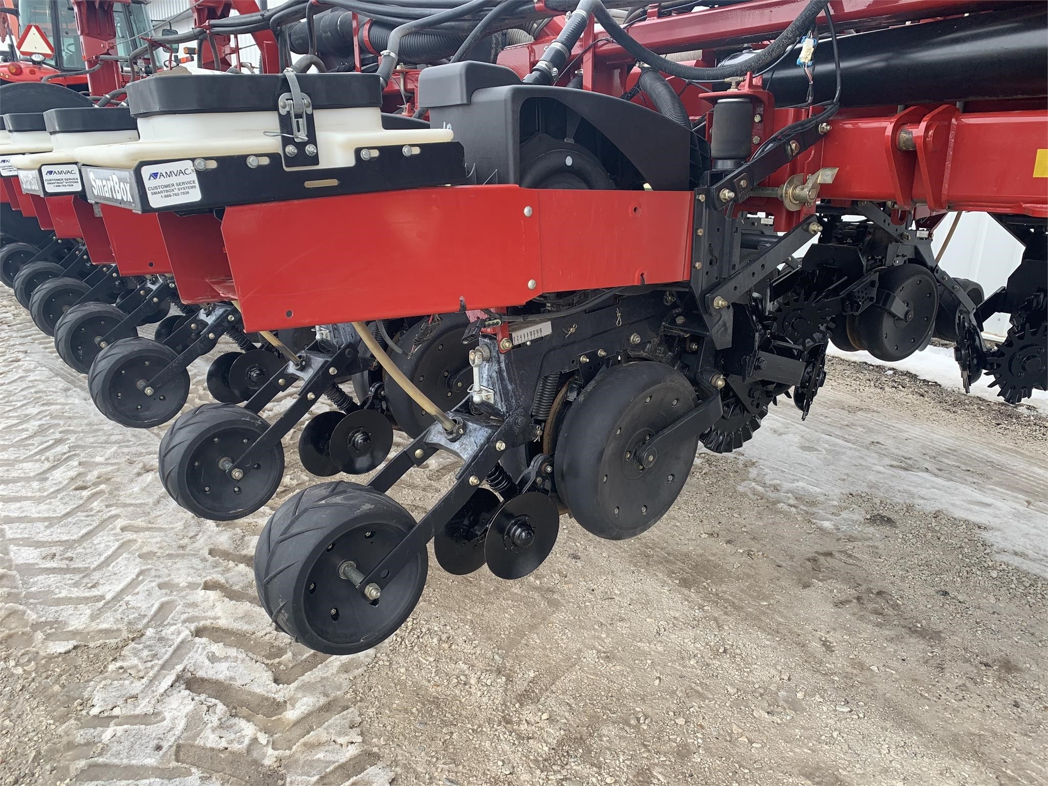 2009 Case IH 1250 Planter Kewanee , Illinois 57,500 Machinery Pete