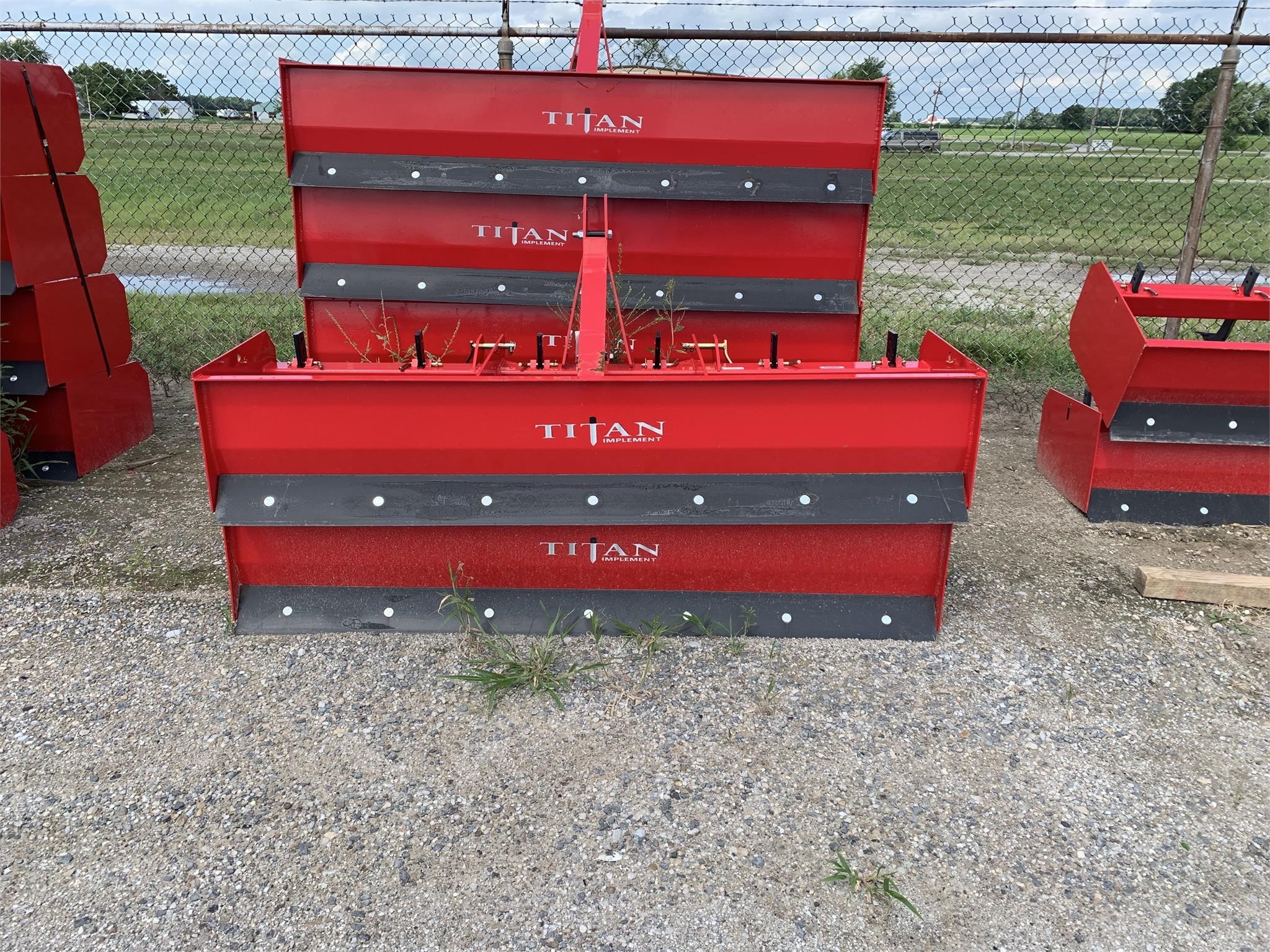 Titan Attachments 3107 Blade Call Machinery Pete