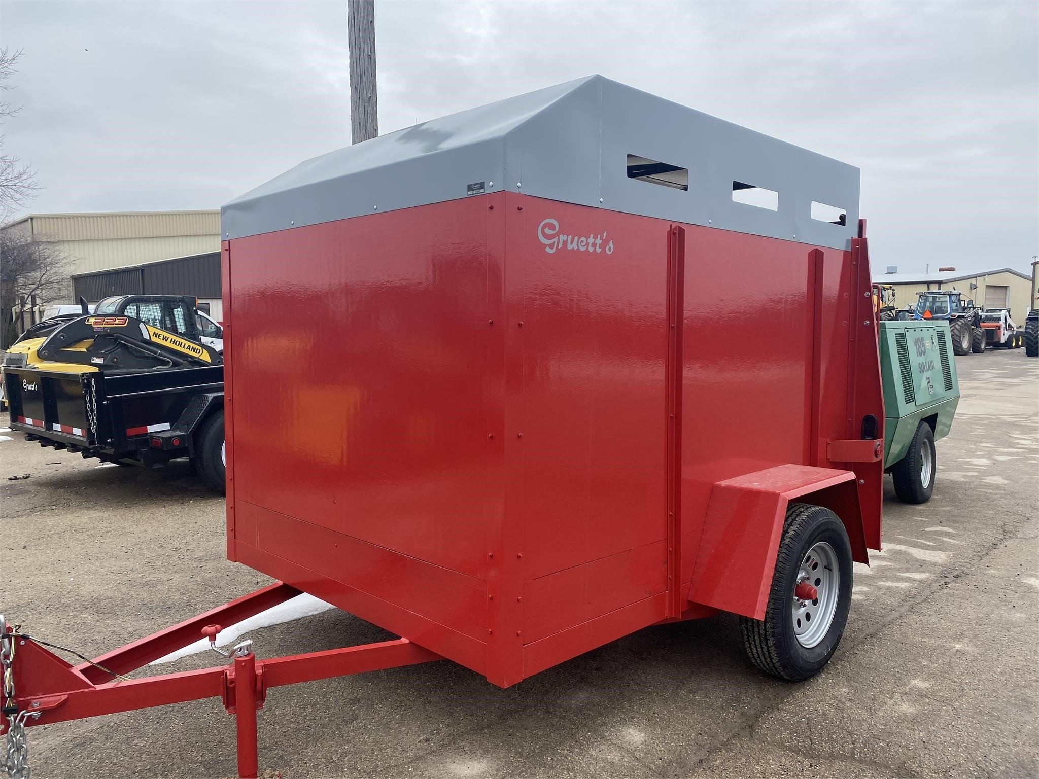 2023 Gruetts CT8 Livestock Trailer 5,950 Machinery Pete