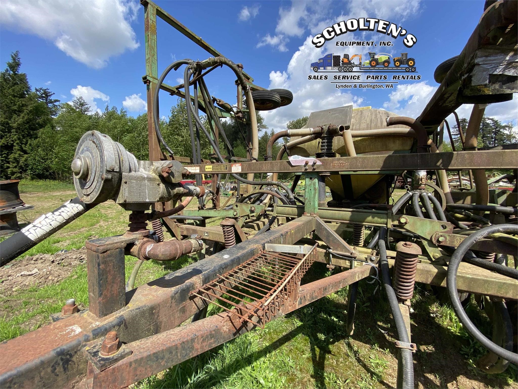 John Deere 775 Air Seeder 1,200 Machinery Pete