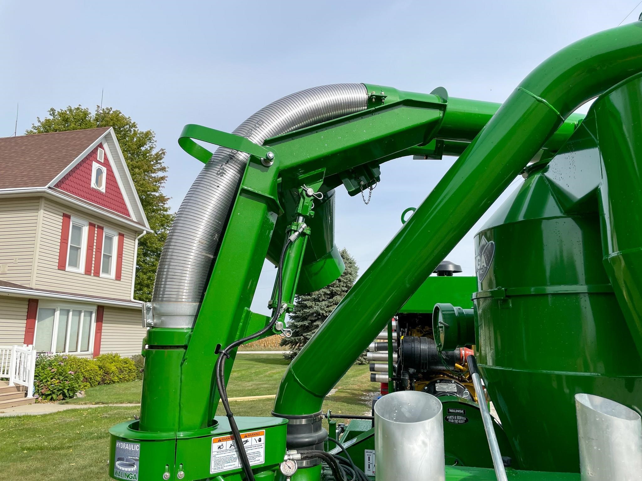 2022 Walinga AGRIVAC 7614DLX Grain Vac 110,032 Machinery Pete