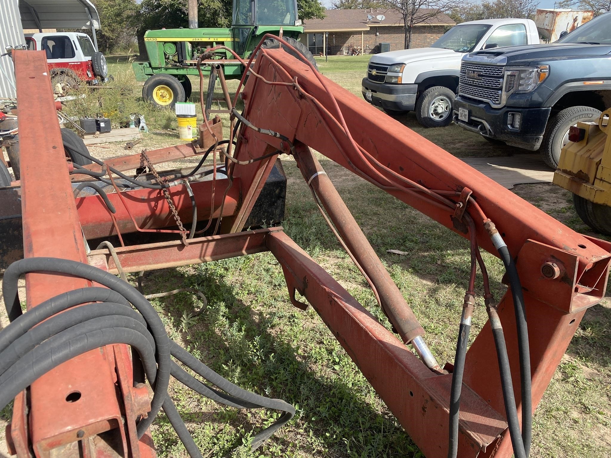 International 2350 Front End Loader 4,250 Machinery Pete