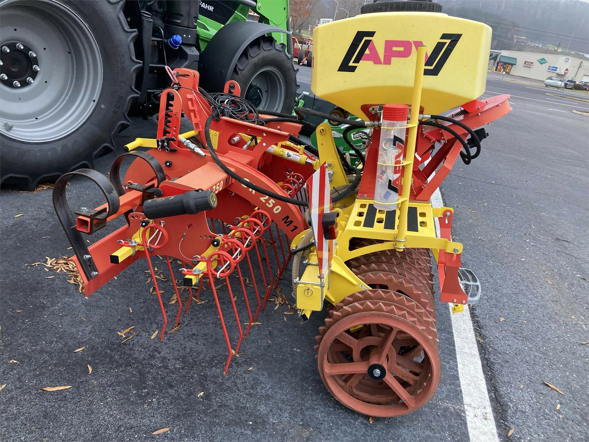 2024 APV PS300M1 Air Seeder Call Machinery Pete