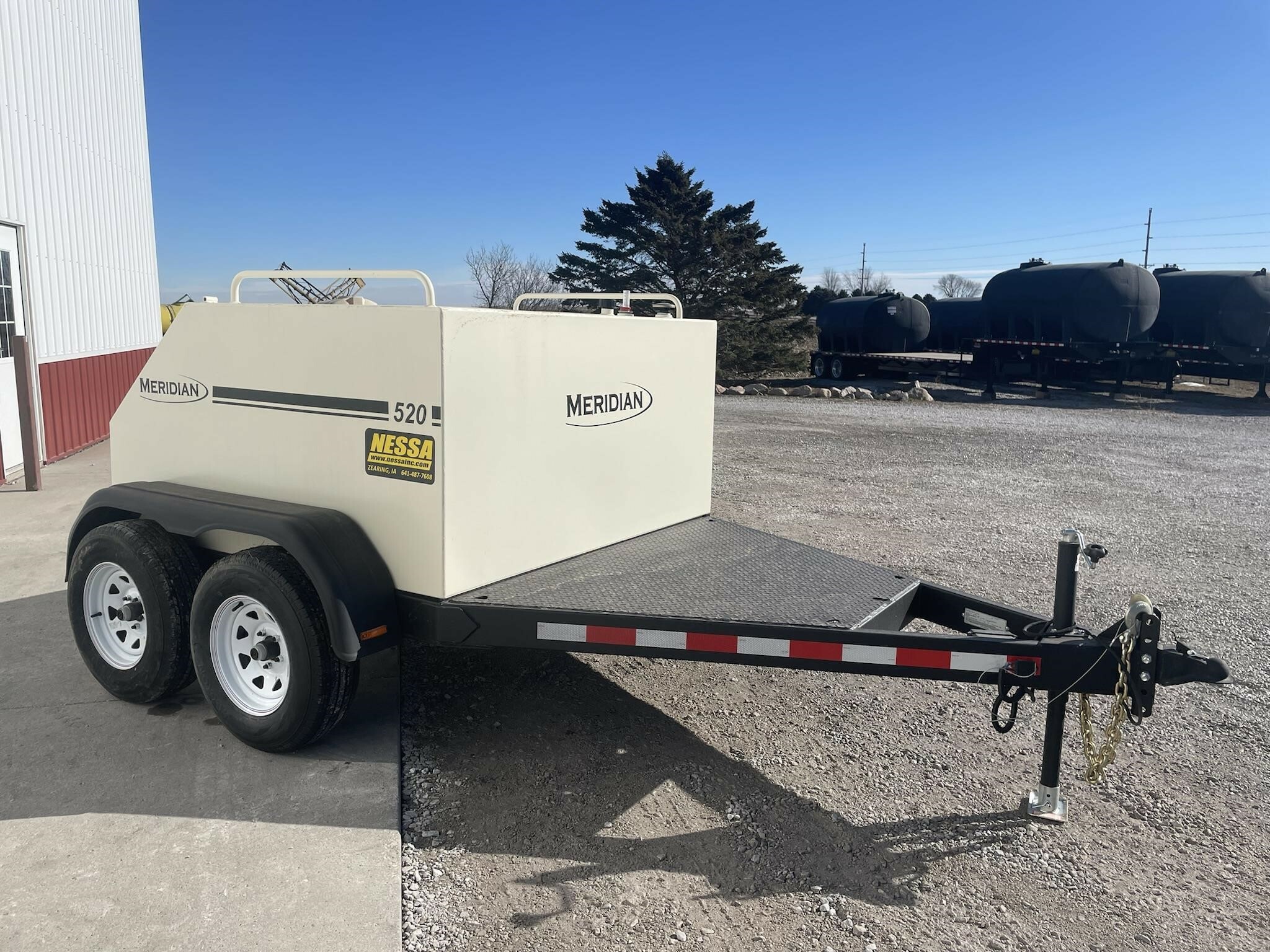 2021 Meridian 520 Fuel Trailer 9,650 Machinery Pete