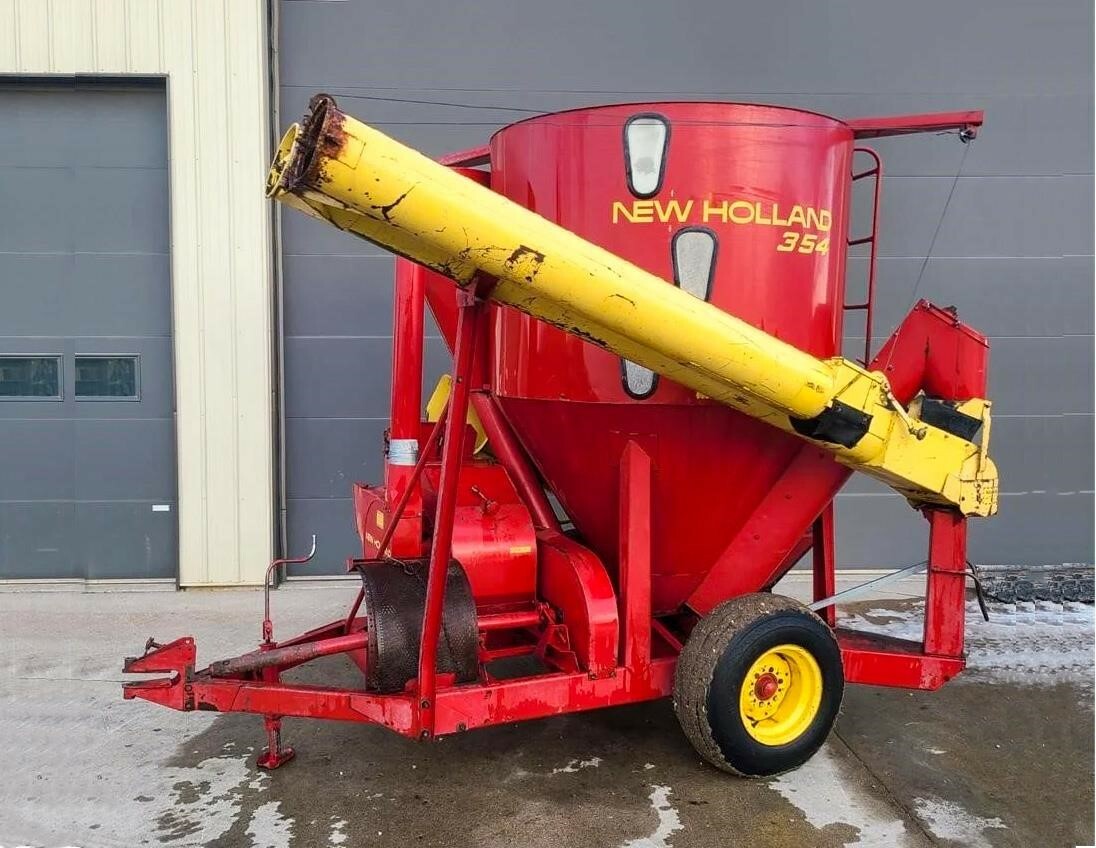 New Holland 354 Grinders and Mixer 7,500 Machinery Pete