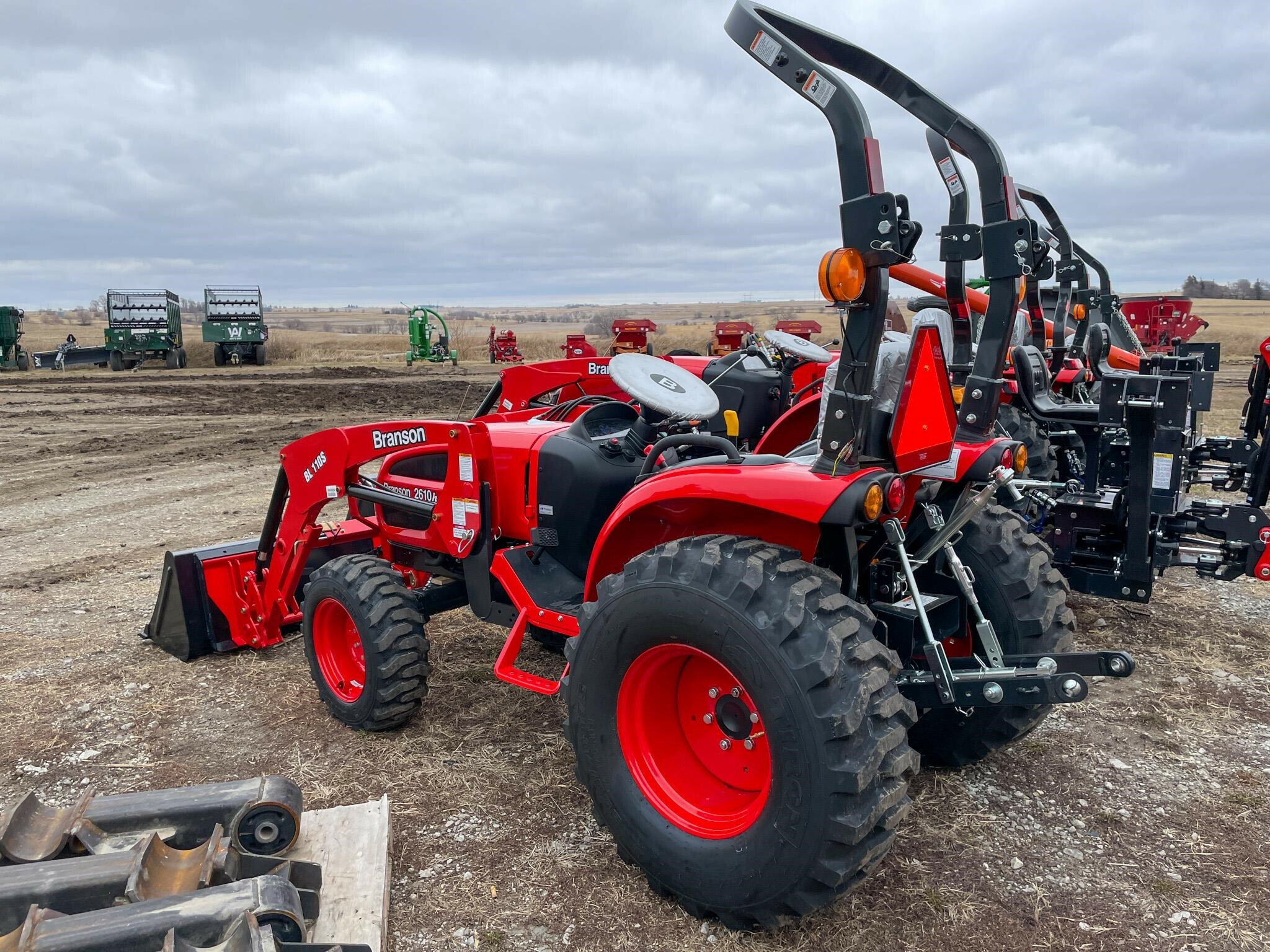 2023 Branson 2610H Tractor 17,941 Machinery Pete