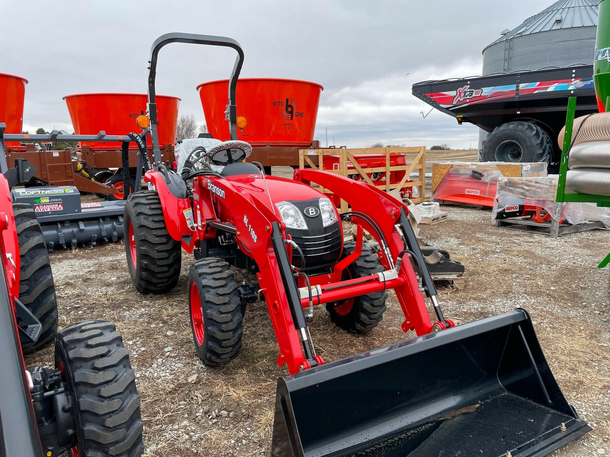 2023 Branson 2610H Tractor 17,941 Machinery Pete