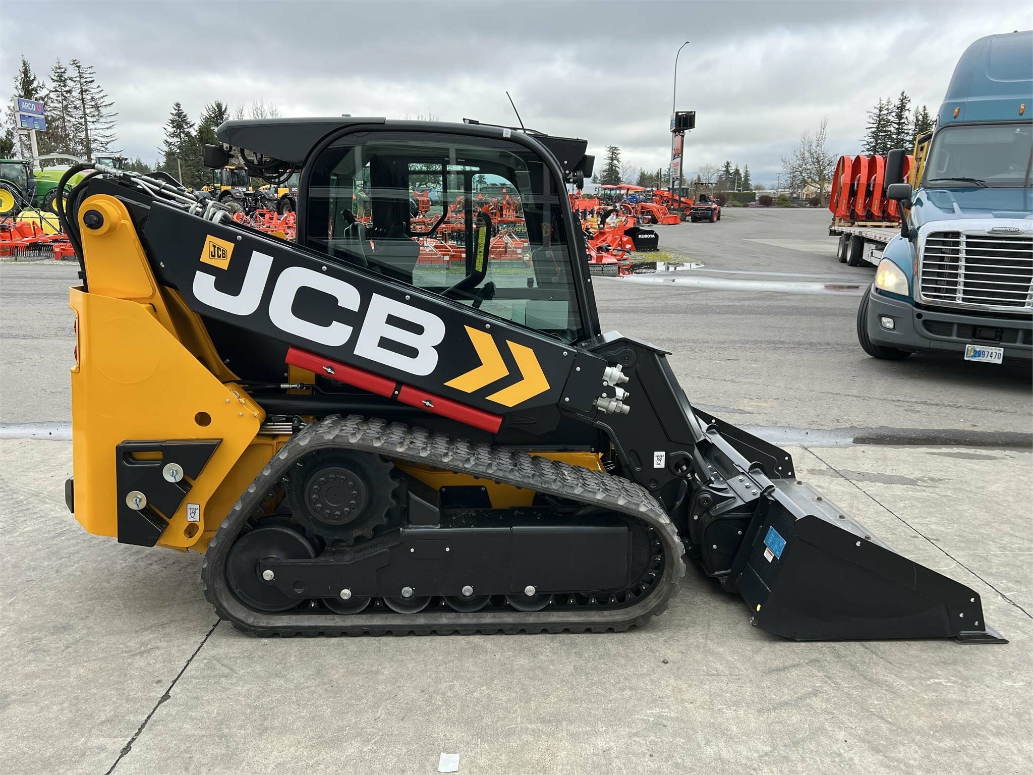 2023 JCB 2TS7T Skid Steer 92,950 Machinery Pete