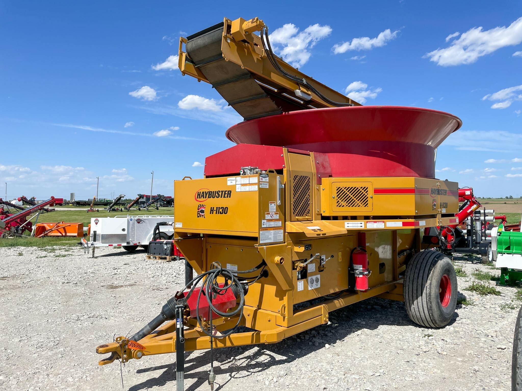 2014 Haybuster H1130 Grinders and Mixer Call Machinery Pete