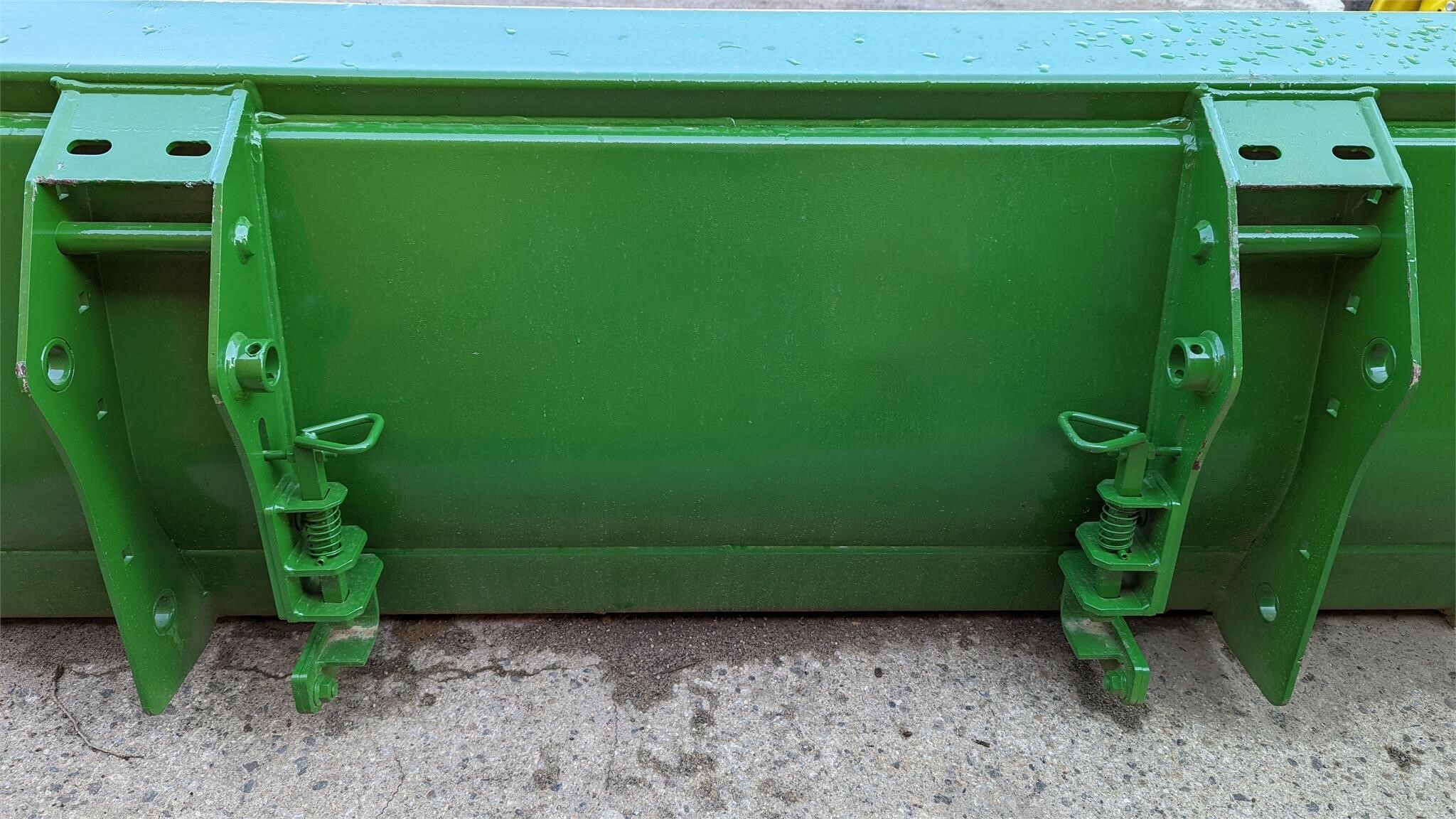 John Deere Bucket Loader and Skid Steer Attachment 1,200 Machinery Pete