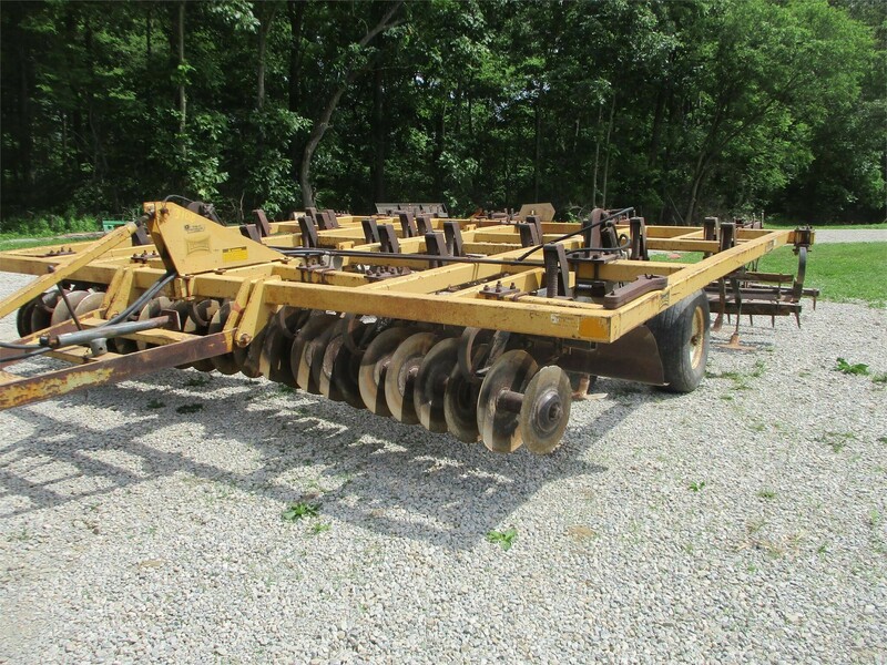 Landoll 875-15 Tilloll Soil Finisher - $7,500 | Machinery Pete