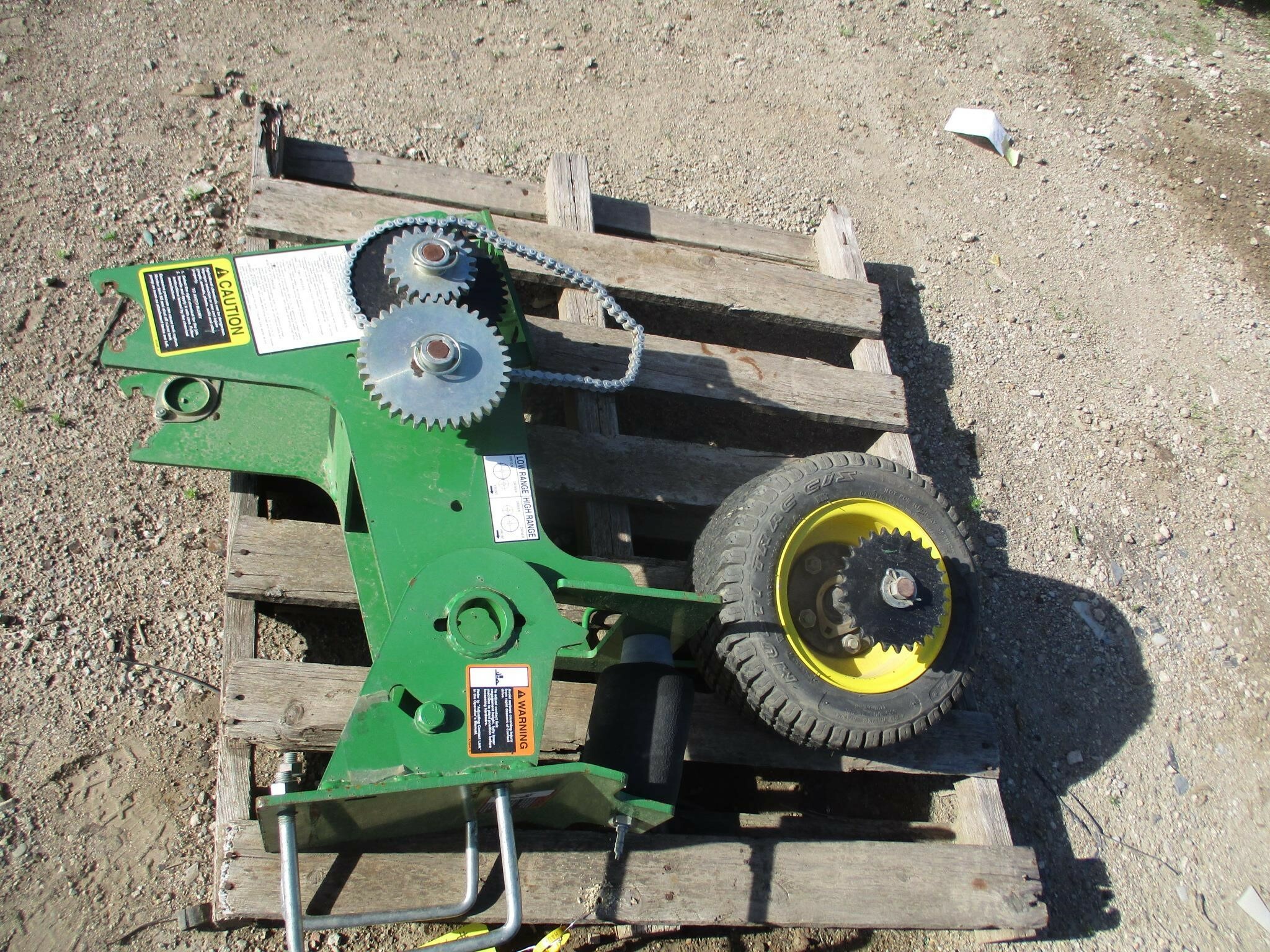 John Deere SEED TRANSMISSIONS Planter and Drill Attachment 450