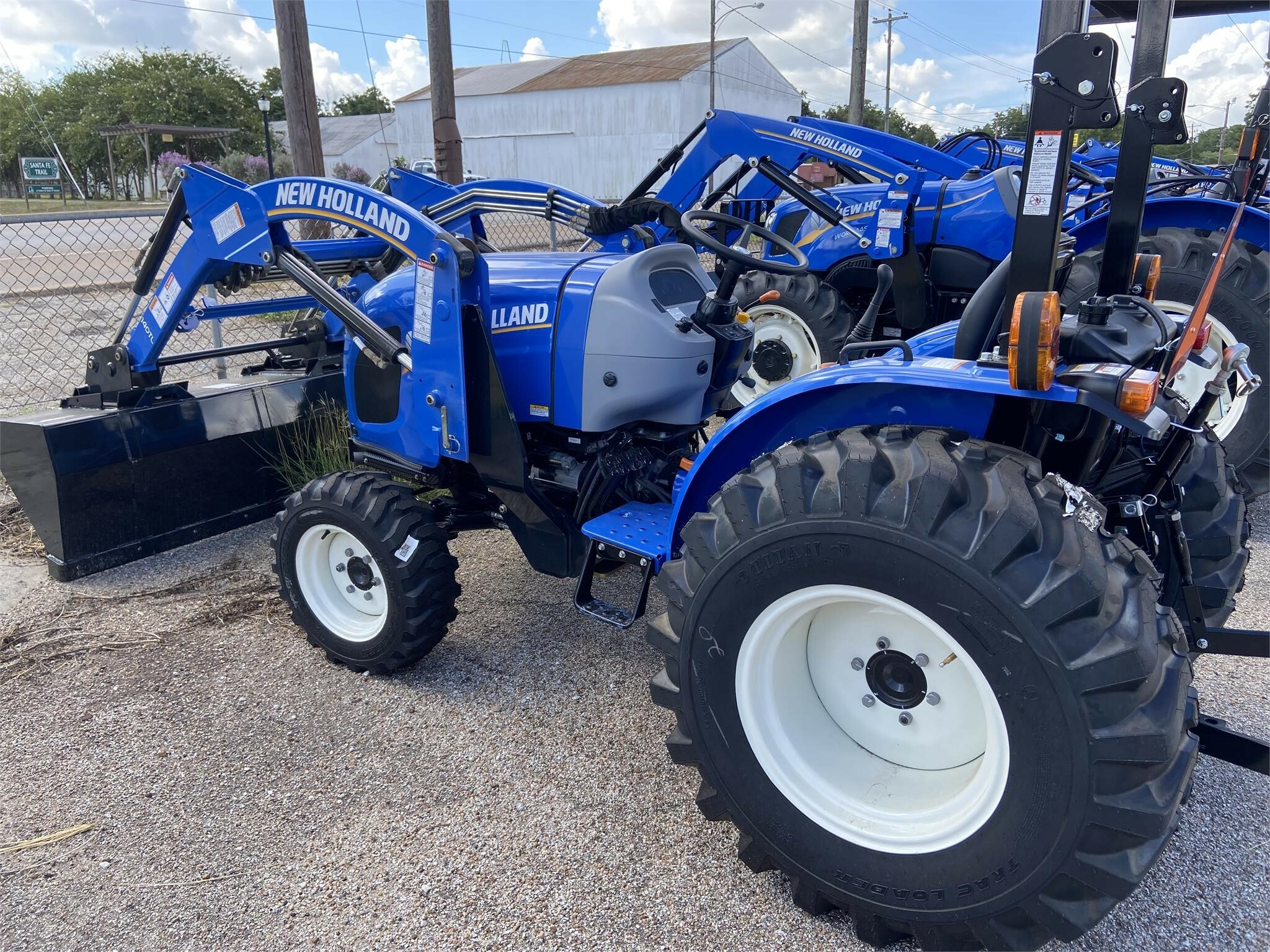 2025 New Holland Workmaster 40 Tractor - $Call | Machinery Pete