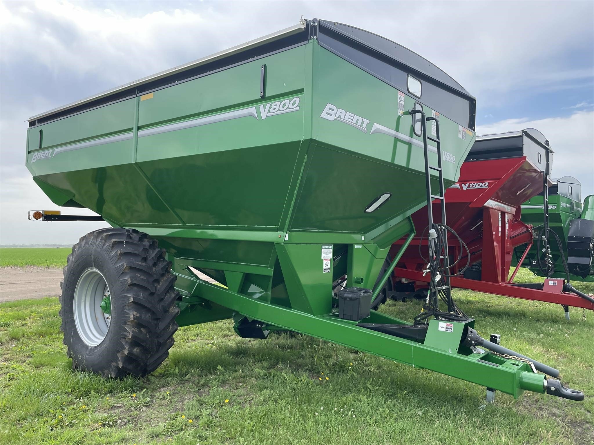 2022 Brent V800 Grain Cart Call Machinery Pete