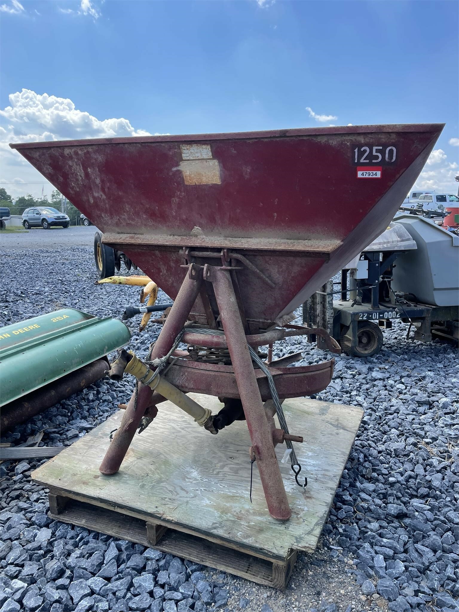 Lely 1250 PullType Fertilizer Spreader 800 Machinery Pete