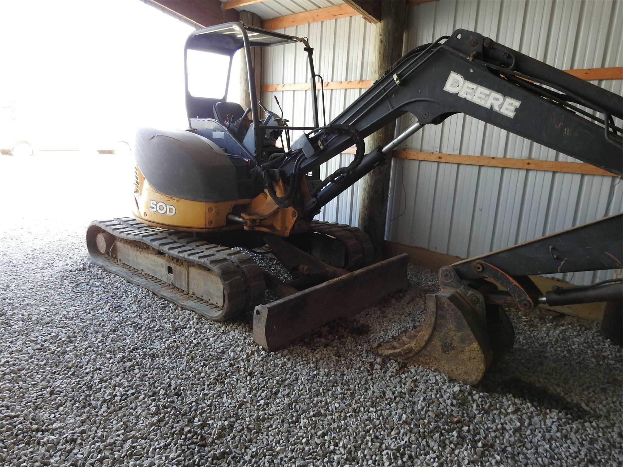 Deere 50D Backhoe 32,500 Machinery Pete