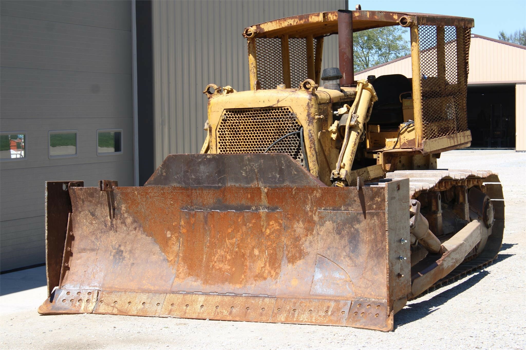 Caterpillar D7E Dozer 17,500 Machinery Pete