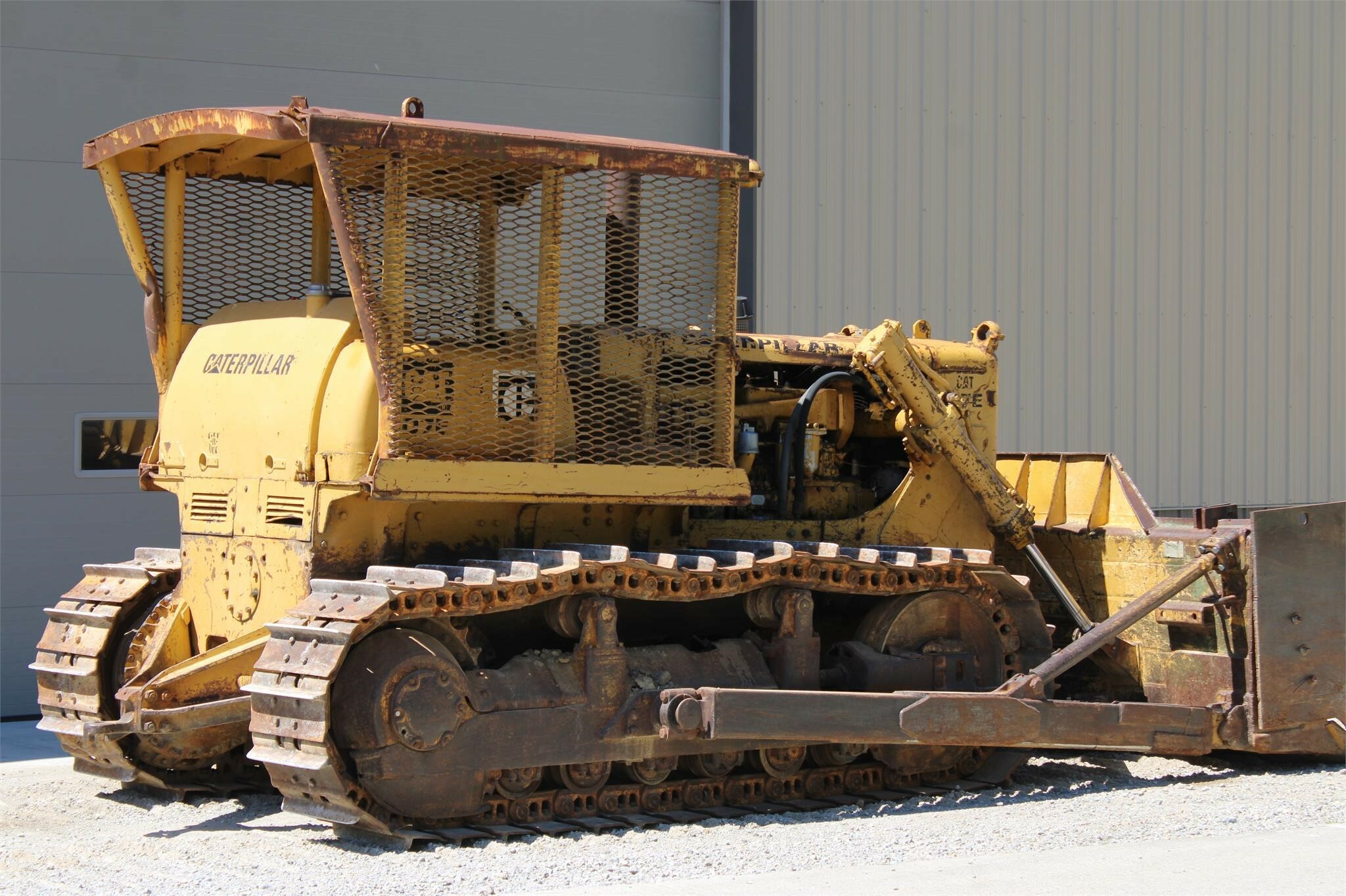 Caterpillar D7E Dozer 17,500 Machinery Pete