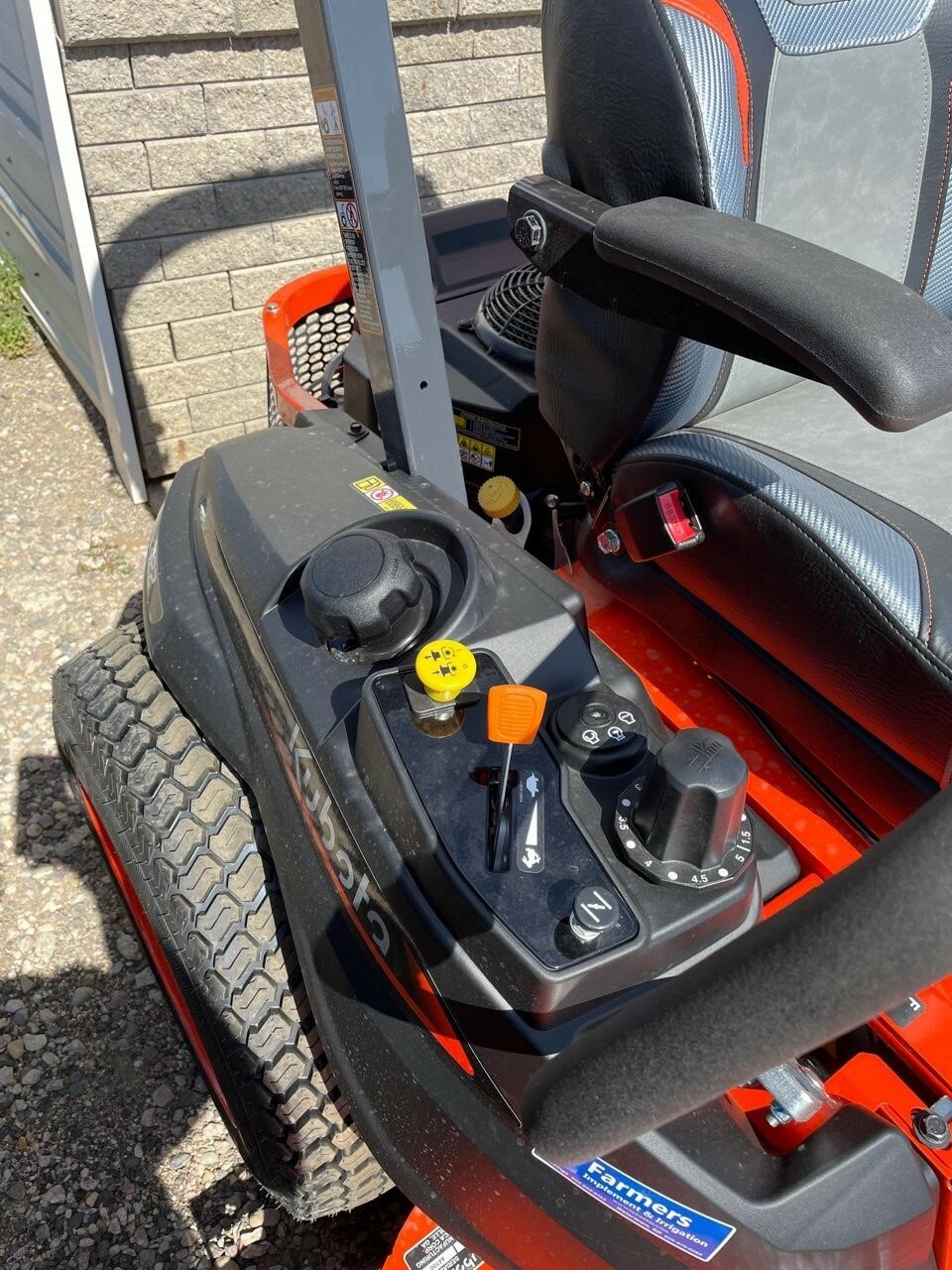 2022 Kubota Z422 Lawn Mower - $Call | Machinery Pete