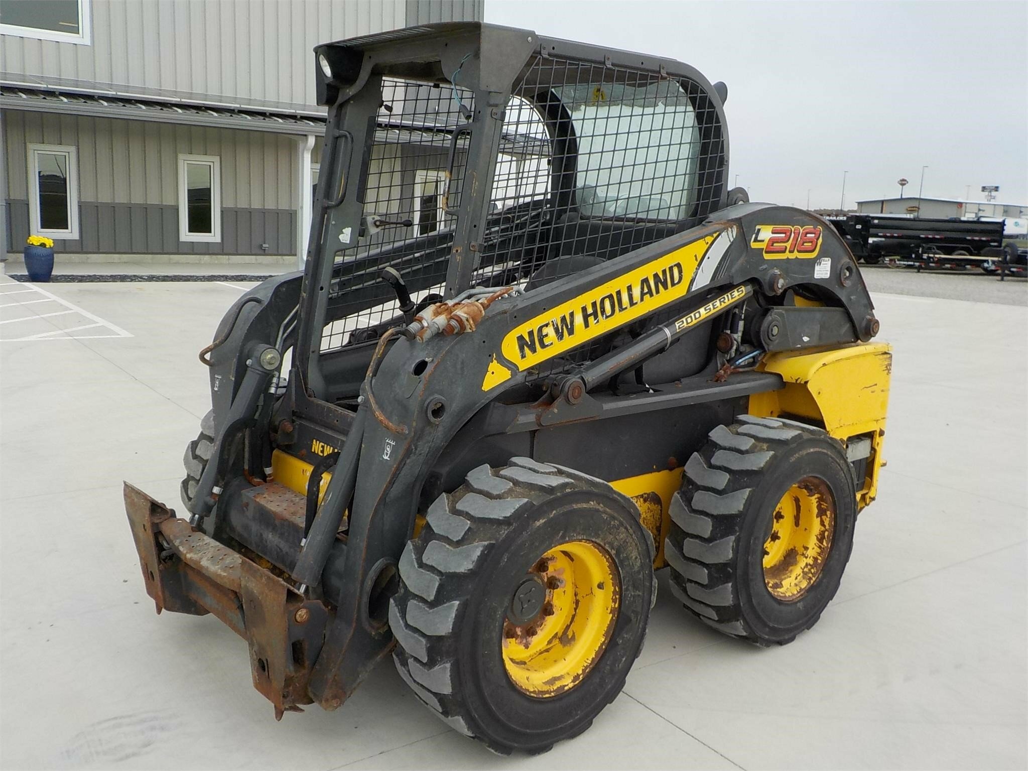 2015 New Holland L218 Skid Steer 20,000 Machinery Pete